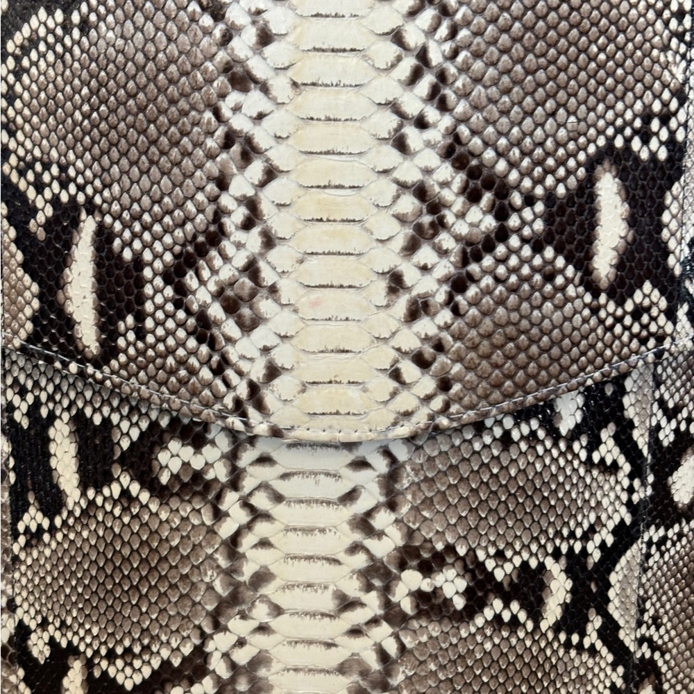 Handmade Snake Skin Shoulder Bag - Picture 8 of 15